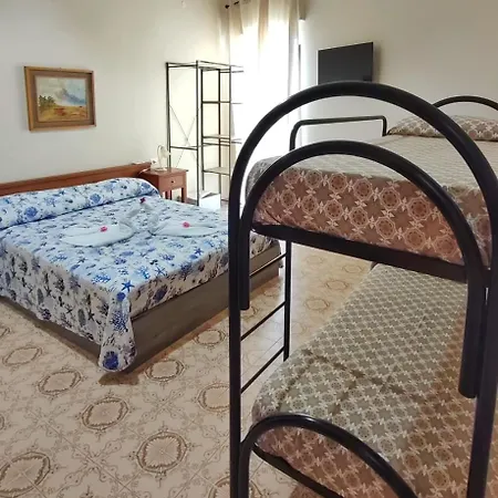 Confy Apartmán Pompei