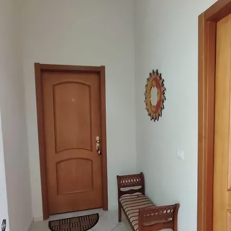 Confy * Πομπηία